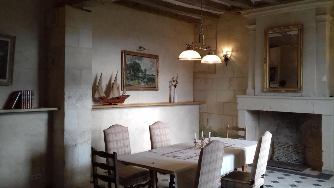 Manoir De La Fontaine Du Chene Bed & Breakfast Coutures (Maine-et-Loire)