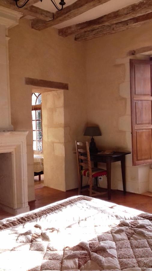 Manoir De La Fontaine Du Chene Bed & Breakfast